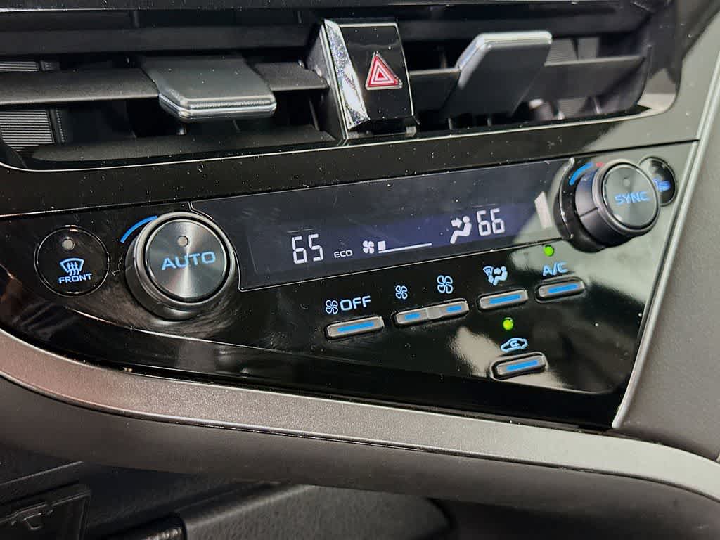 Thumbnail: 2024 Toyota Camry - 17