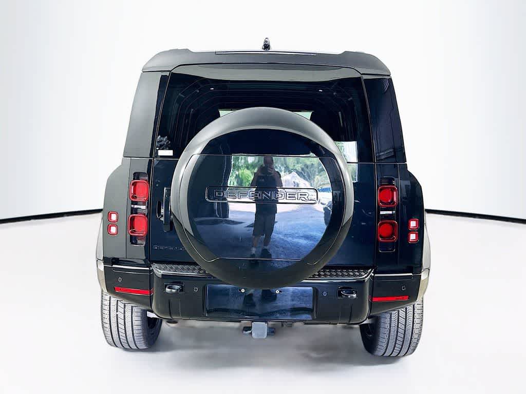 Thumbnail: 2024 Land Rover Defender - 5