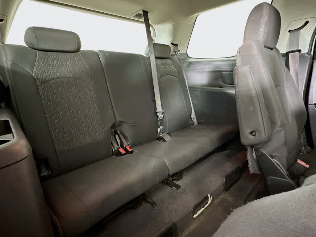 Thumbnail: 2012 GMC Acadia - 34