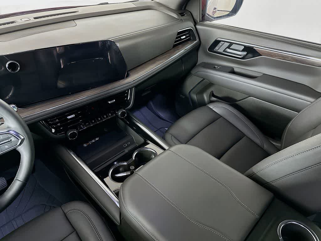 Thumbnail: 2025 Chevrolet Tahoe - 11