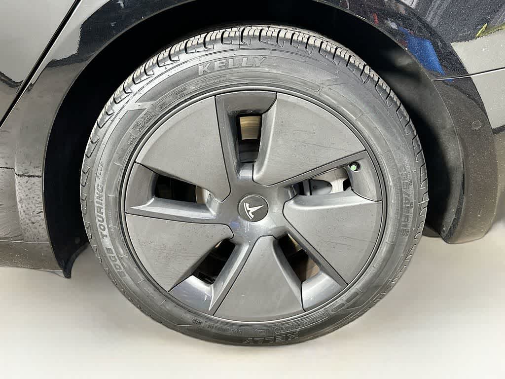 Thumbnail: 2021 Tesla Model 3 - 7