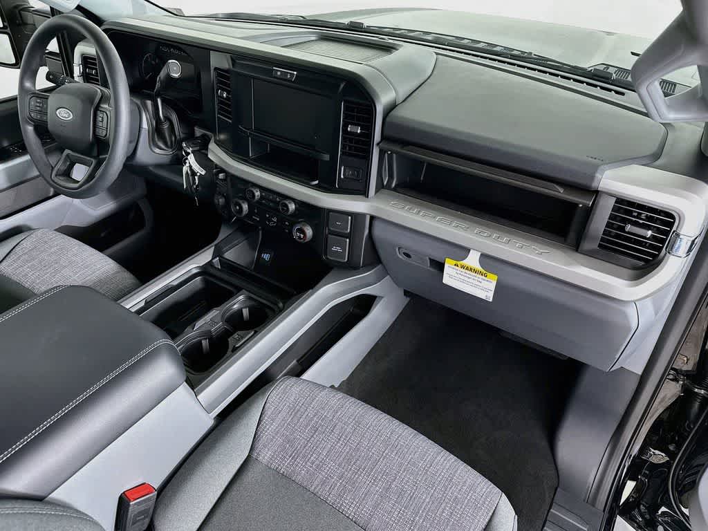 Thumbnail: 2026 Ford F-350 - 32