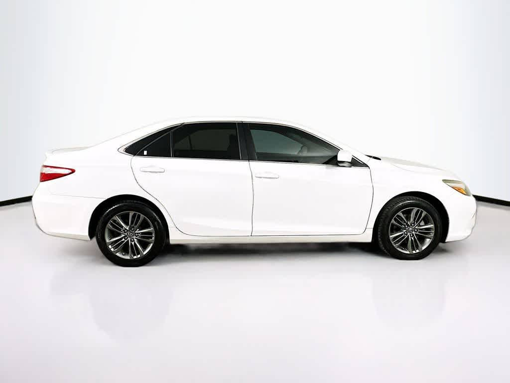 Thumbnail: 2017 Toyota Camry - 24