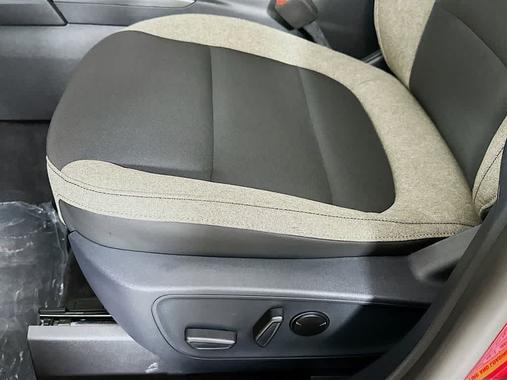 Thumbnail: 2025 Ford Bronco Sport - 29