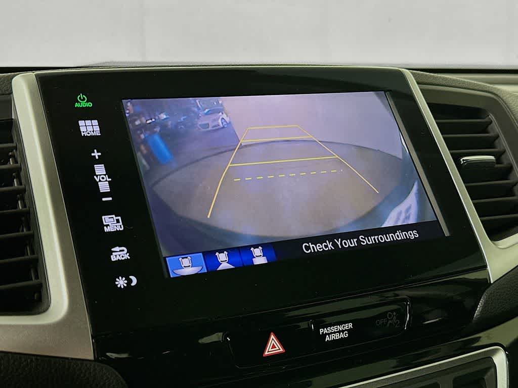 Thumbnail: 2016 Honda Pilot - 29