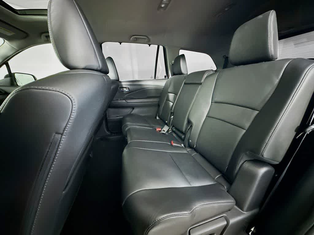 Thumbnail: 2022 Honda Pilot - 14