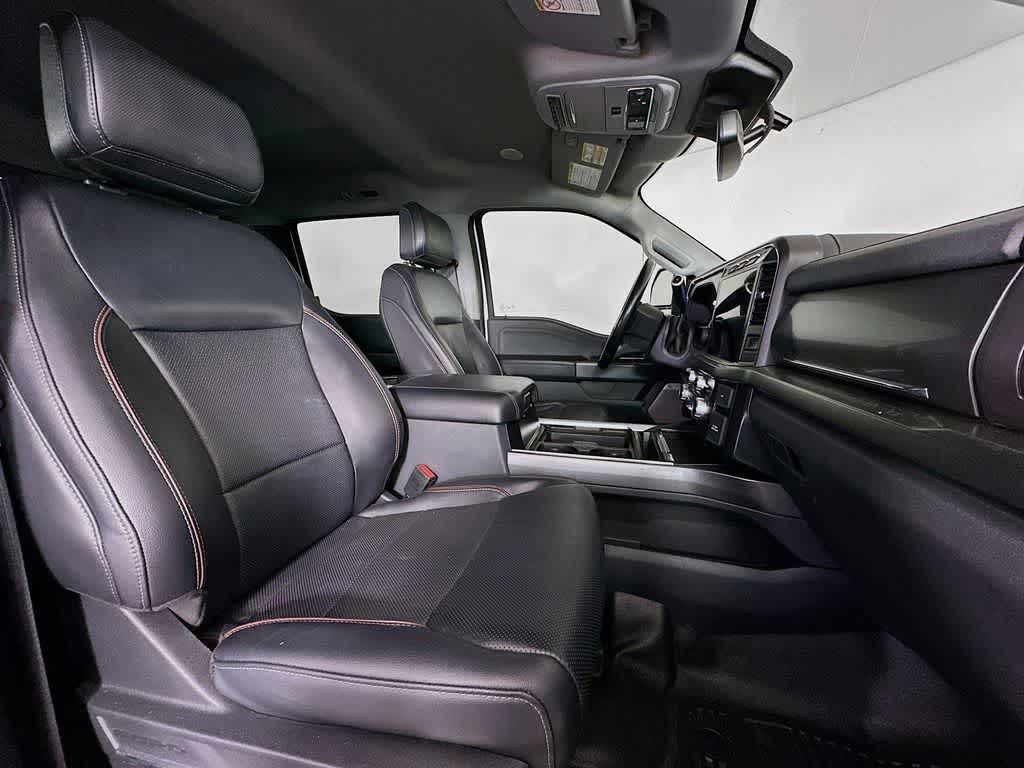 Thumbnail: 2023 Ford Econoline - 15