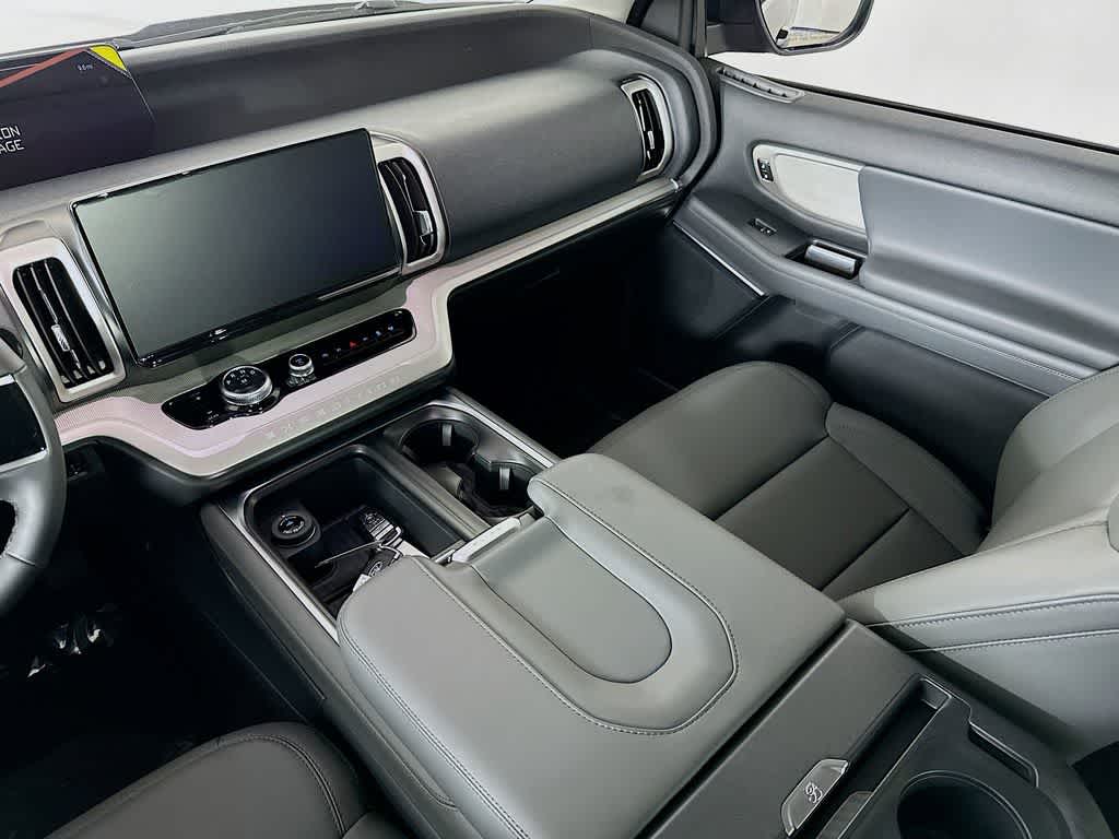 Thumbnail: 2026 Ford Expedition - 11