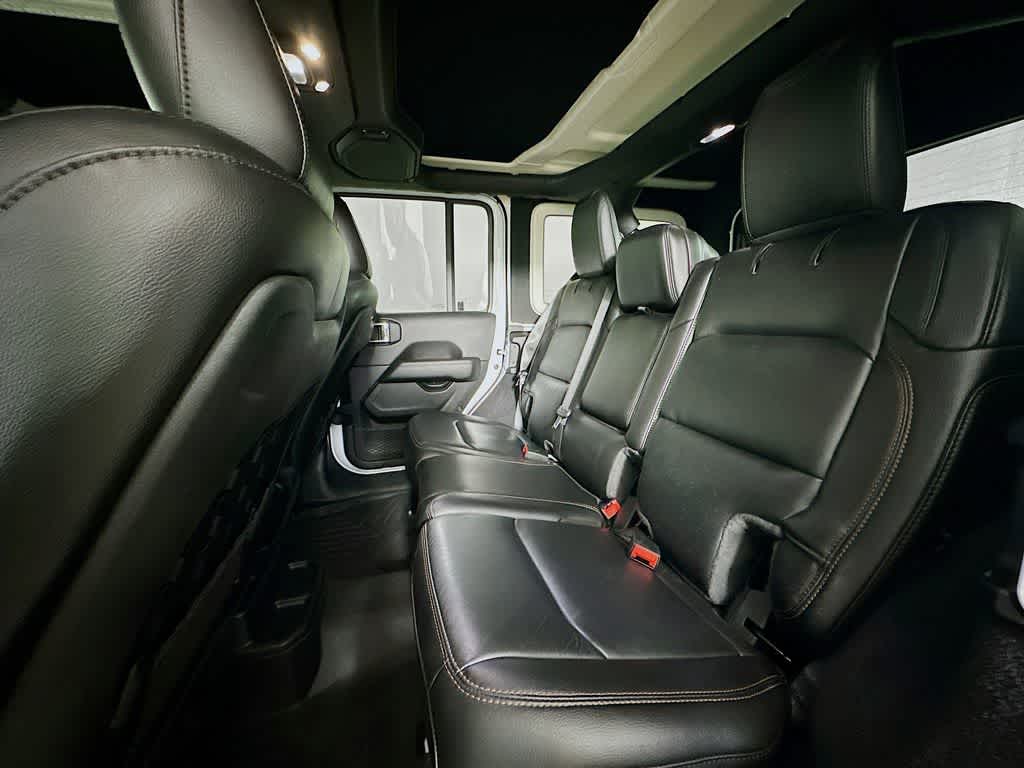 Thumbnail: 2021 Jeep Wrangler - 14