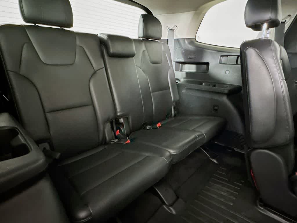 Thumbnail: 2021 Kia Telluride - 30