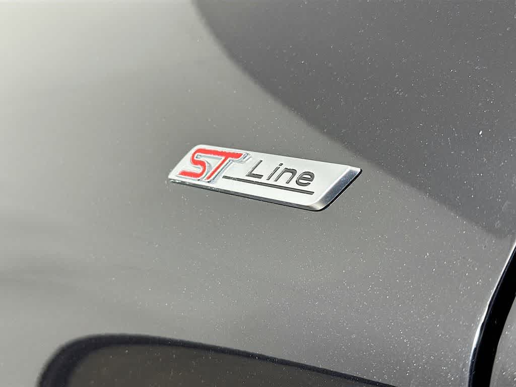 Thumbnail: 2022 Ford Explorer - 7