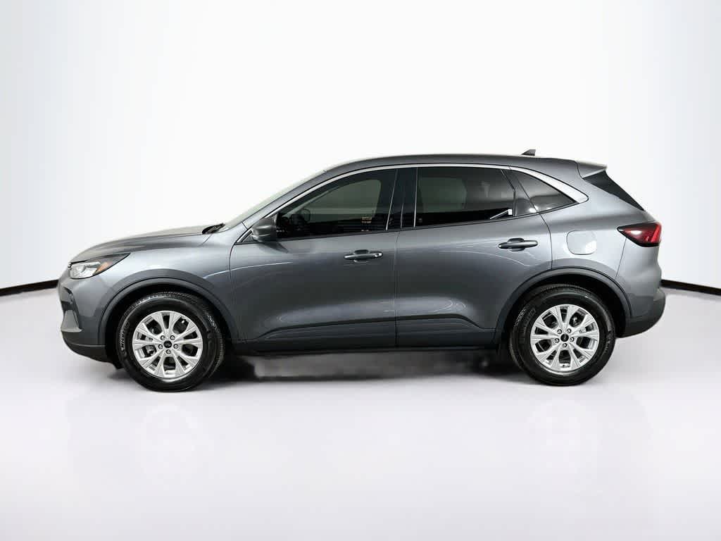 Thumbnail: 2023 Ford Escape - 3
