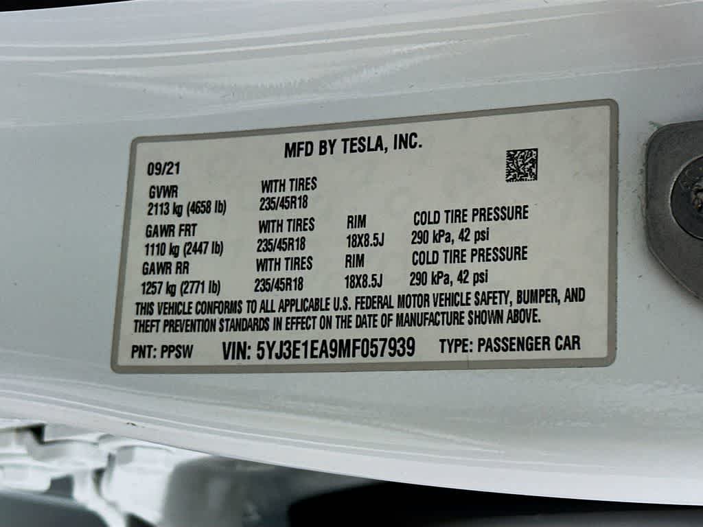 Thumbnail: 2021 Tesla Model 3 - 22