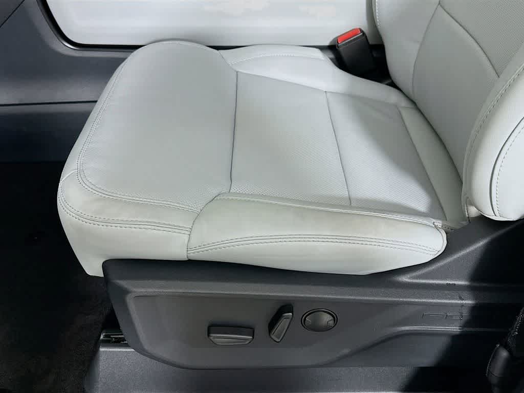 Thumbnail: 2026 Ford Expedition - 31