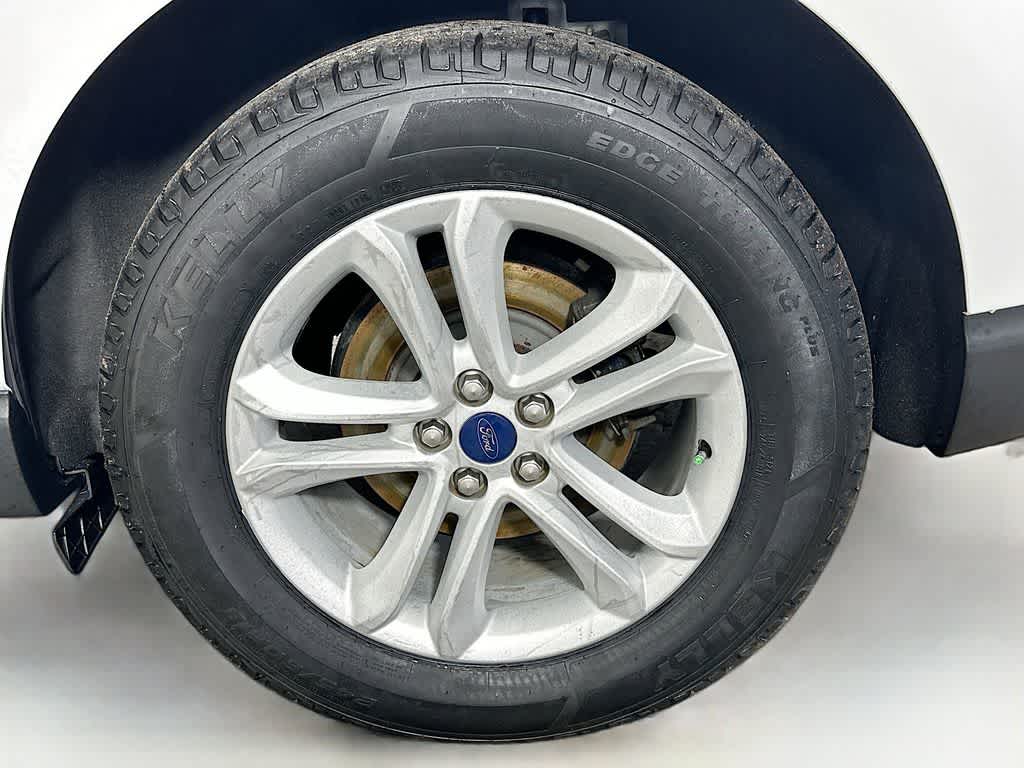 Thumbnail: 2020 Ford Edge - 8