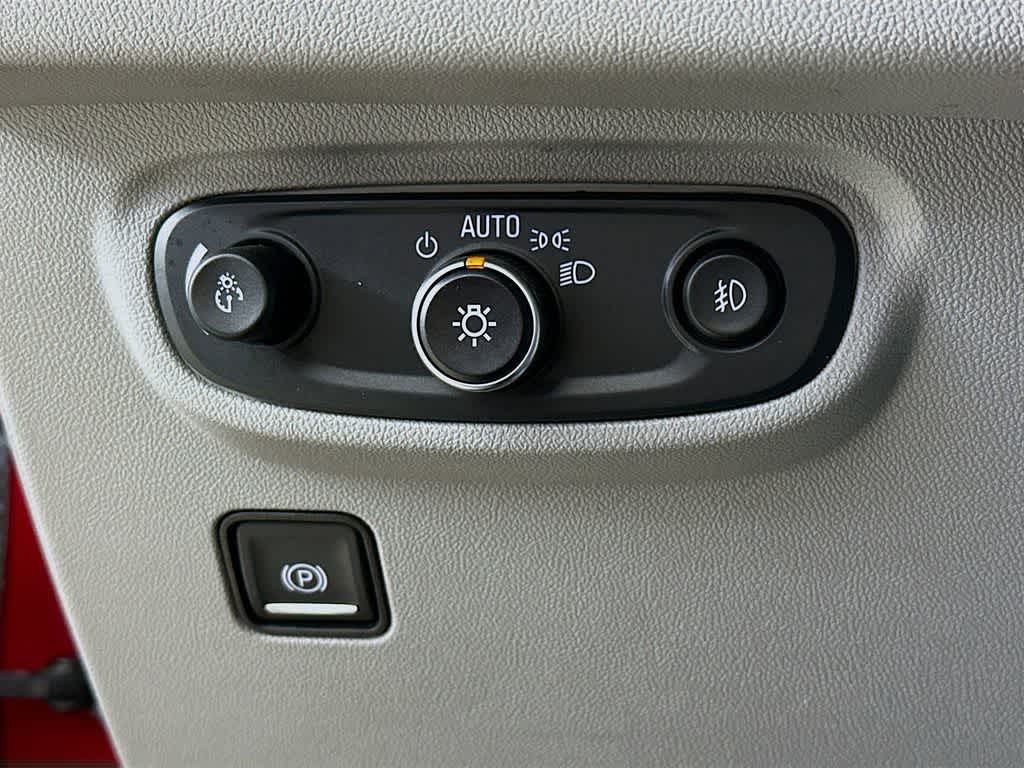 Thumbnail: 2020 GMC Terrain - 26