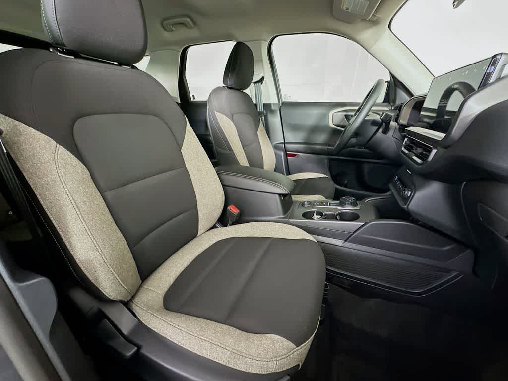 Thumbnail: 2025 Ford Bronco Sport - 15