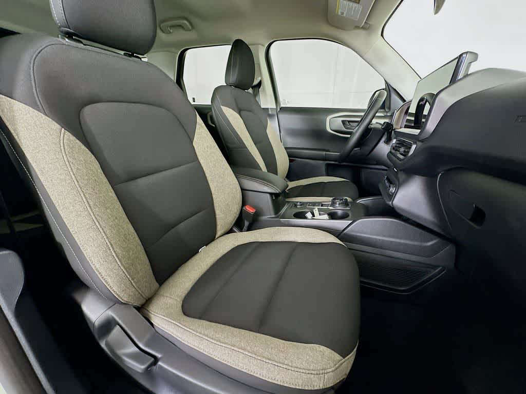 Thumbnail: 2025 Ford Bronco Sport - 15