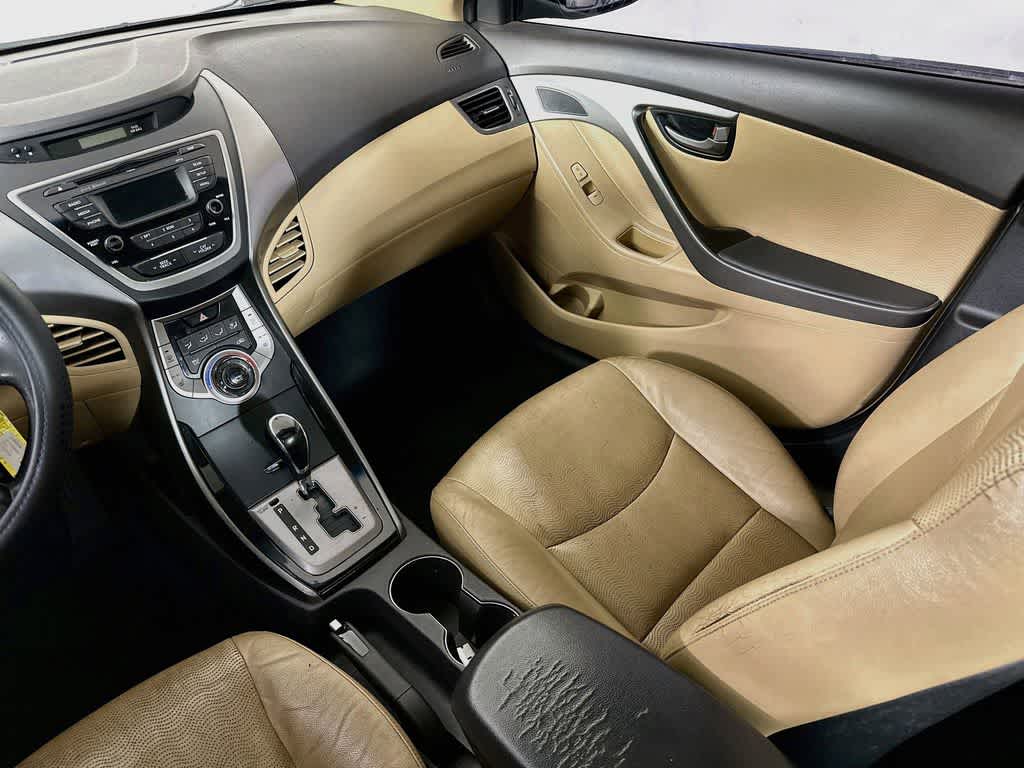 Thumbnail: 2013 Hyundai Elantra - 11
