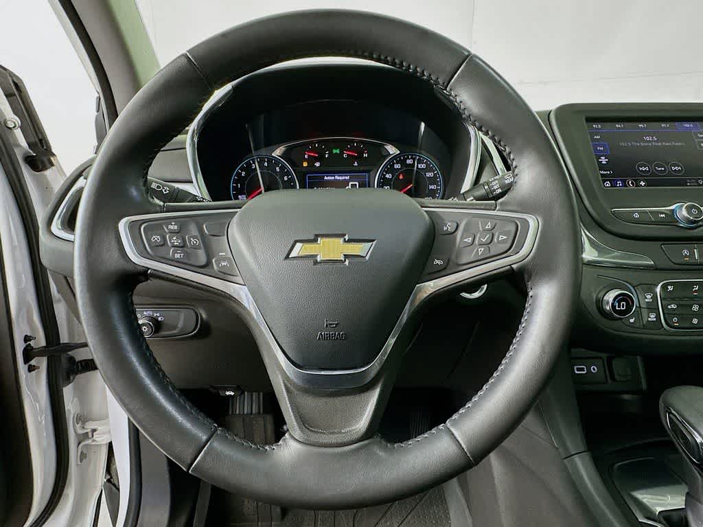 Thumbnail: 2022 Chevrolet Equinox - 16