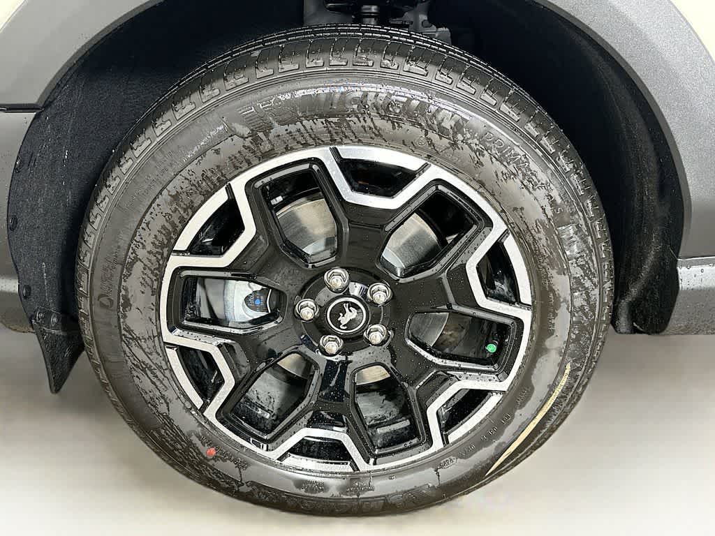 Thumbnail: 2025 Ford Bronco Sport - 8