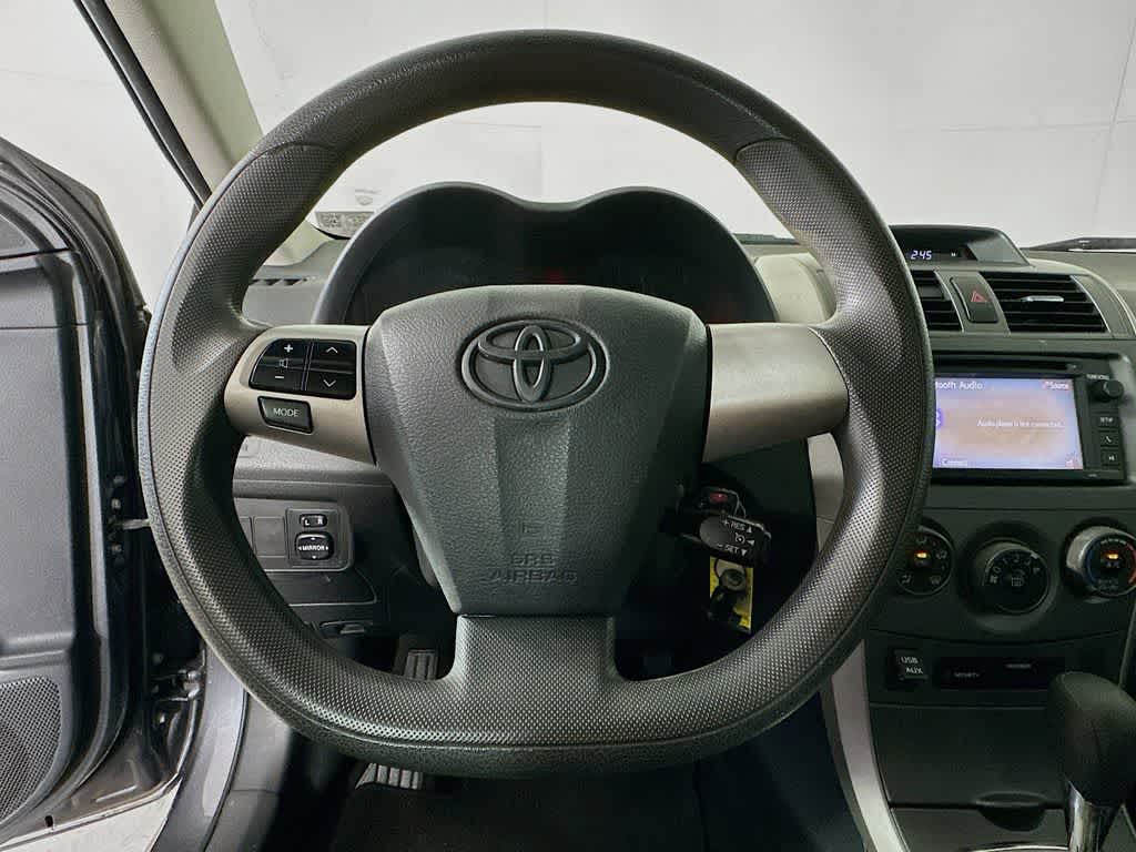 Thumbnail: 2013 Toyota Corolla - 15