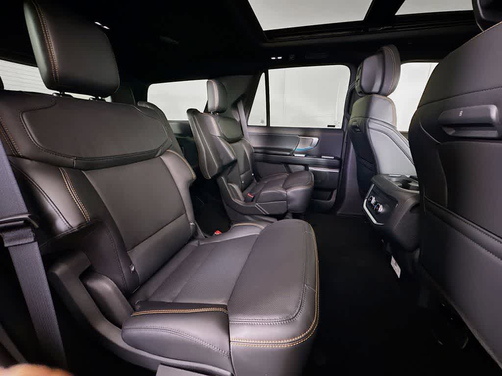 Thumbnail: 2026 Ford Expedition - 34