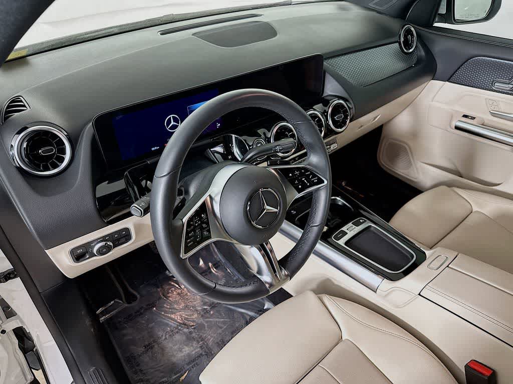 Thumbnail: 2025 Mercedes-Benz GLA - 2