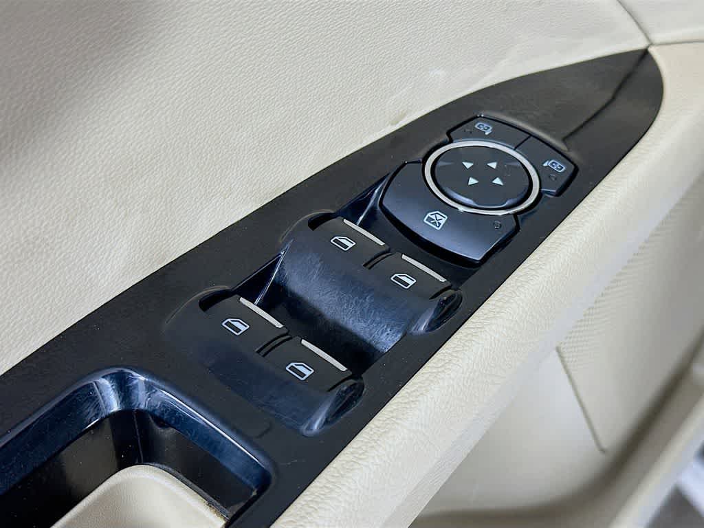 Thumbnail: 2014 Ford Fusion - 29