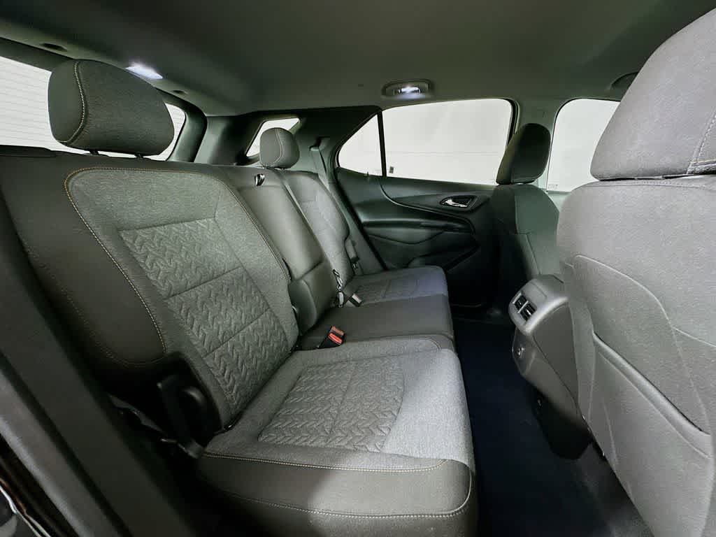 2022 Chevrolet Equinox LT 31