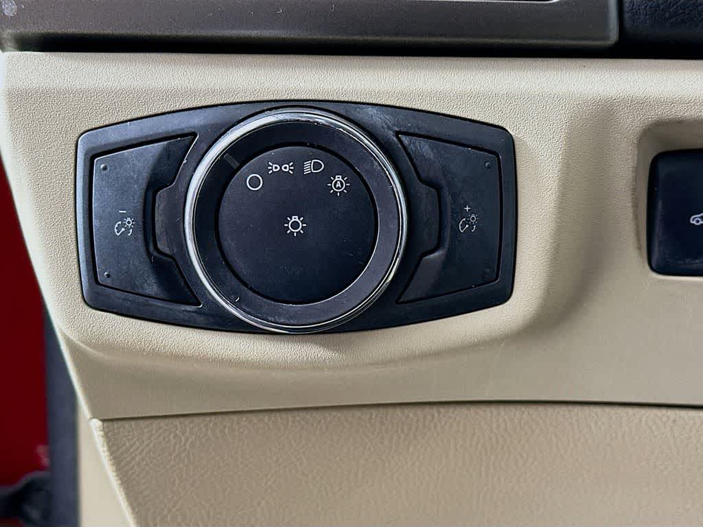 Thumbnail: 2015 Ford Fusion - 27