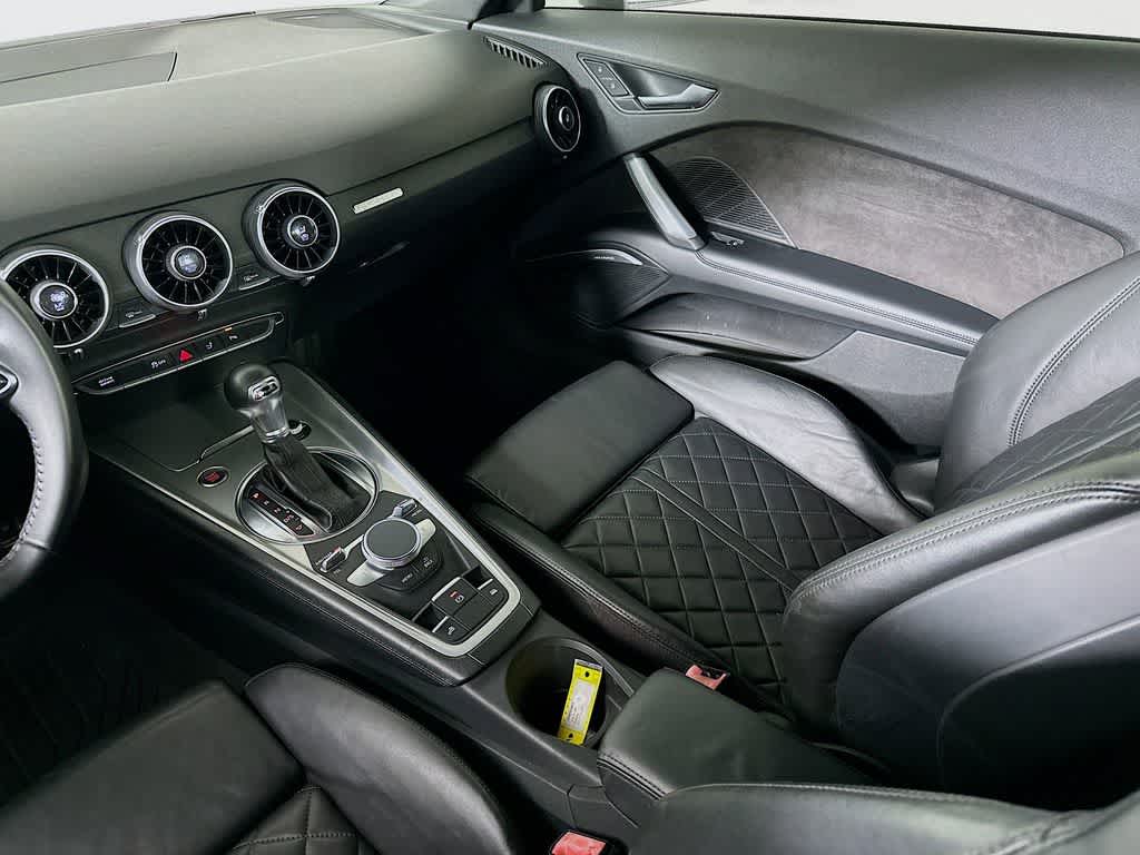 Thumbnail: 2017 Audi TT - 11