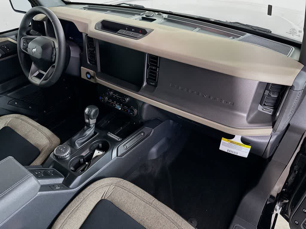 Thumbnail: 2025 Ford Bronco - 32