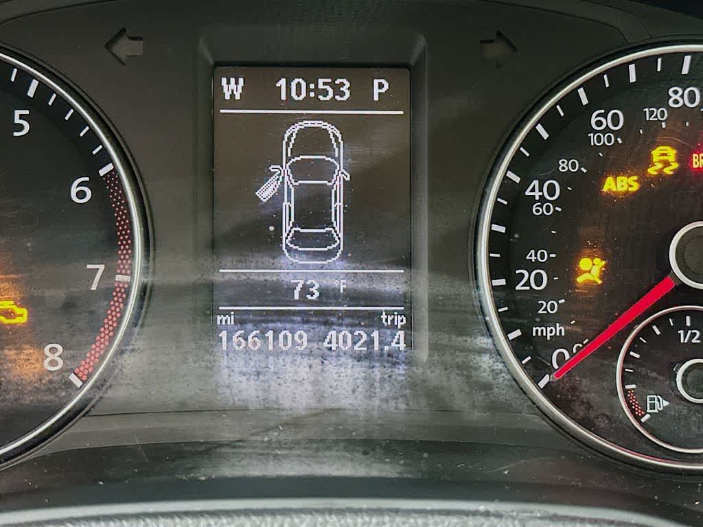 Thumbnail: 2013 Volkswagen Passat - 20