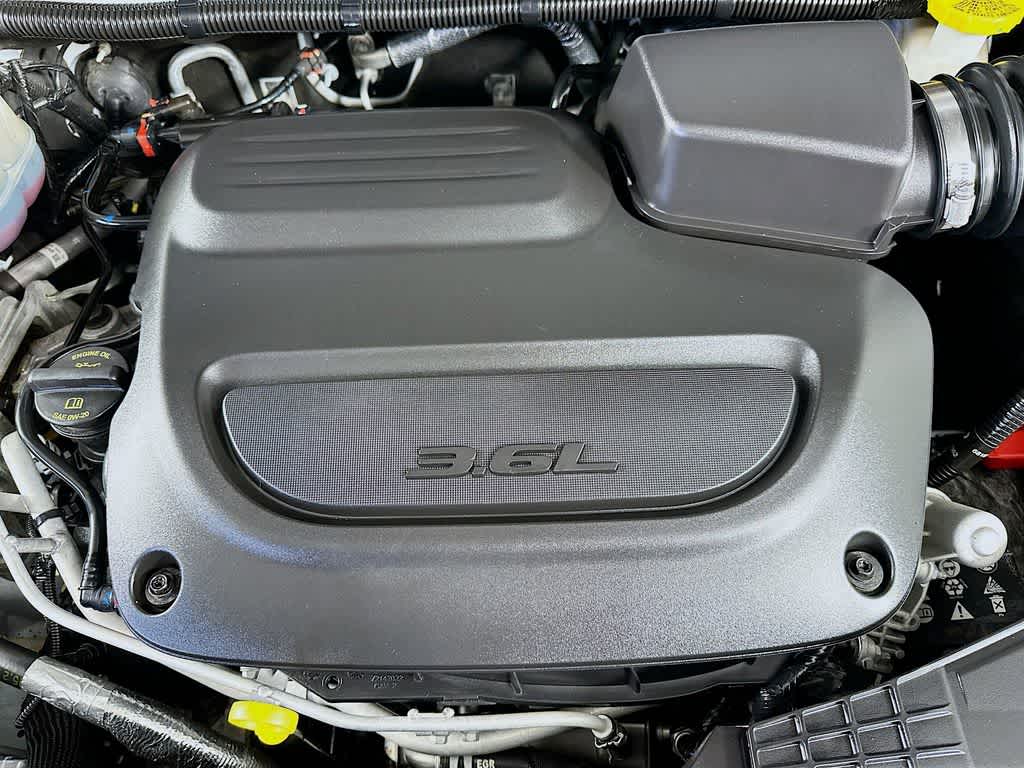 Thumbnail: 2024 Chrysler Pacifica - 9