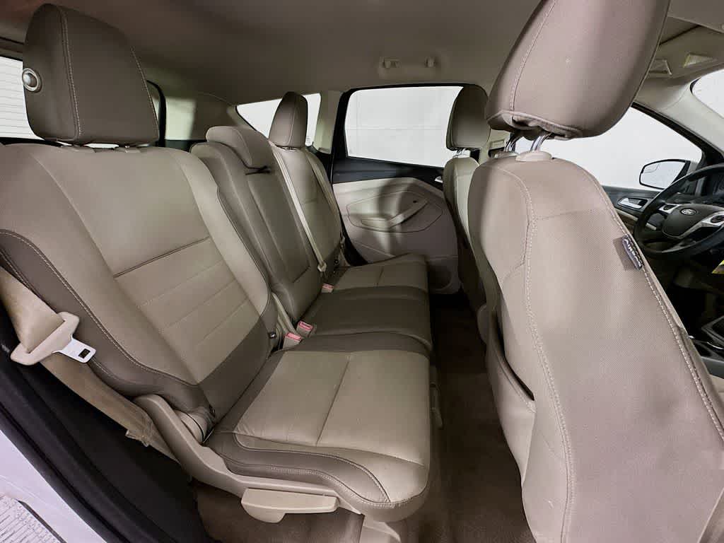 Thumbnail: 2015 Ford Escape - 30