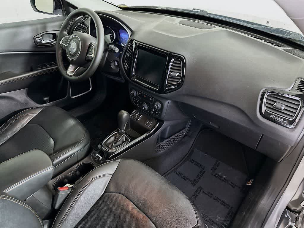 Thumbnail: 2020 Jeep Compass - 32