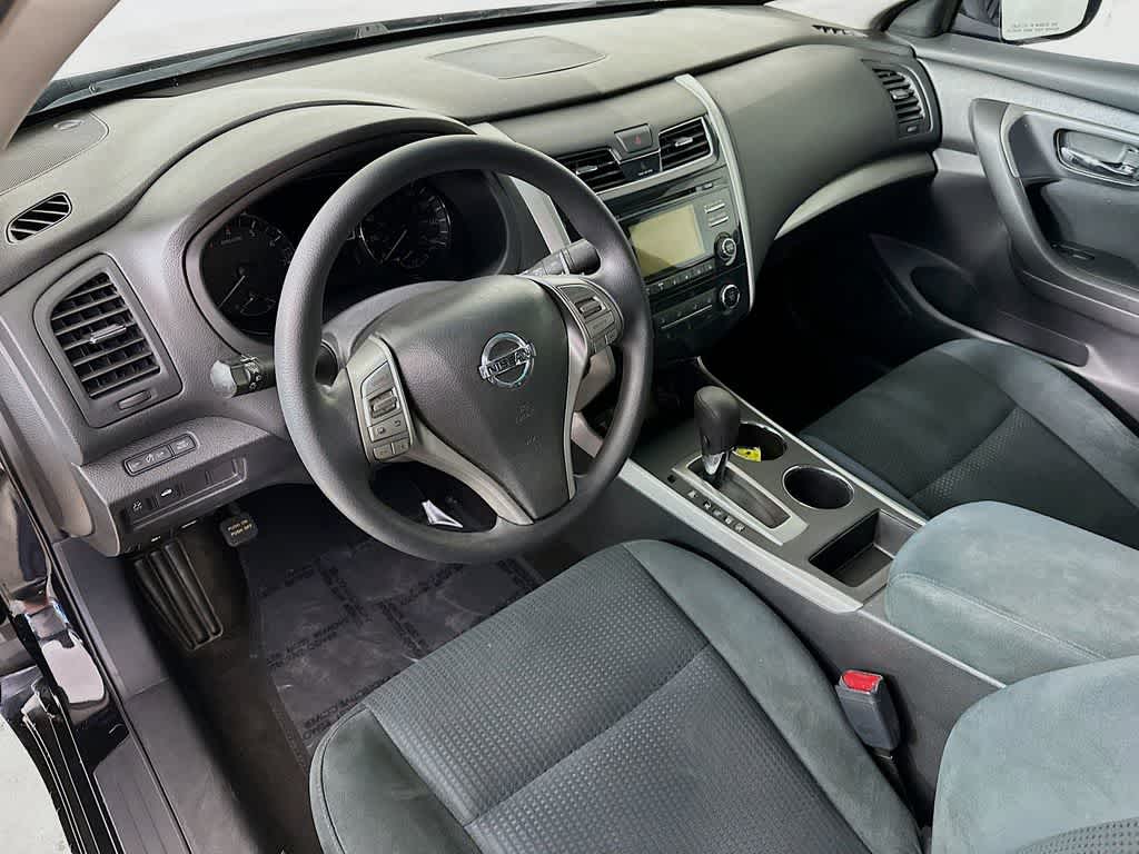 Thumbnail: 2015 Nissan Altima - 2