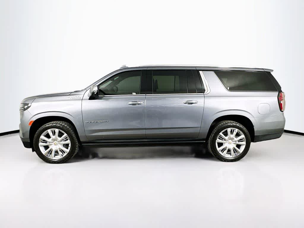 Thumbnail: 2021 Chevrolet Suburban - 3