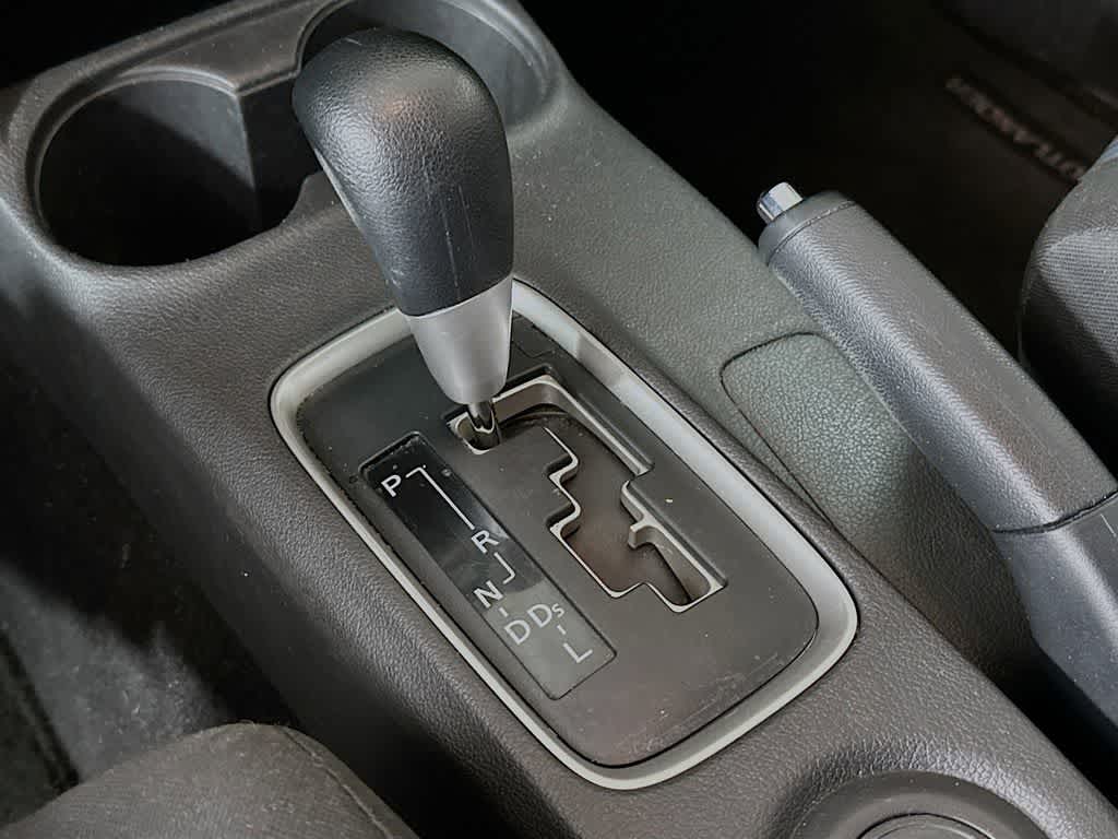Thumbnail: 2014 Mitsubishi Outlander - 18