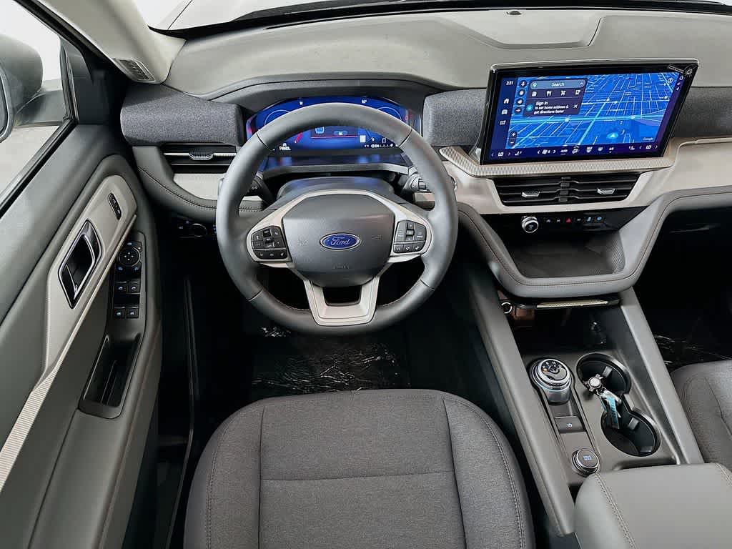 Thumbnail: 2025 Ford Explorer - 10