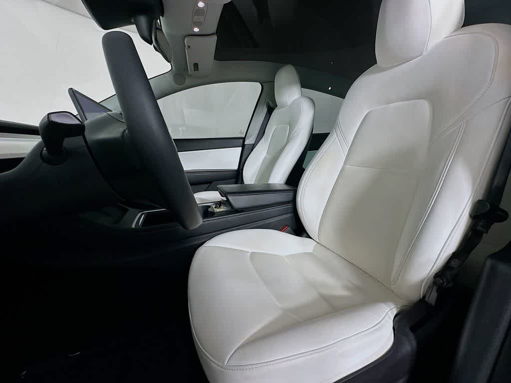 Thumbnail: 2022 Tesla Model Y - 12