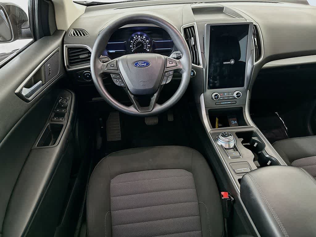 Thumbnail: 2022 Ford Edge - 10