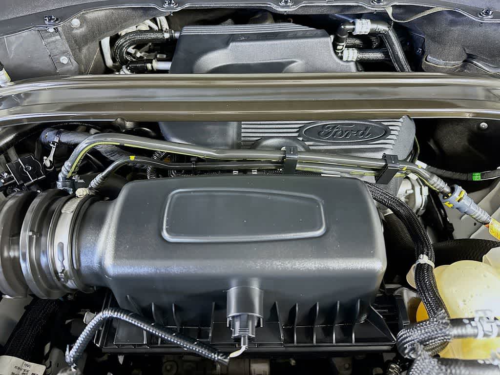 Thumbnail: 2020 Ford Explorer - 9