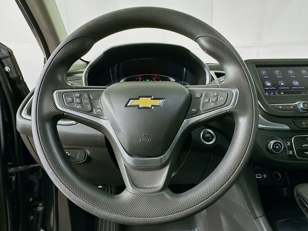 Thumbnail: 2022 Chevrolet Equinox - 16