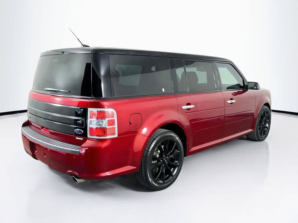 Thumbnail: 2019 Ford Flex - 25