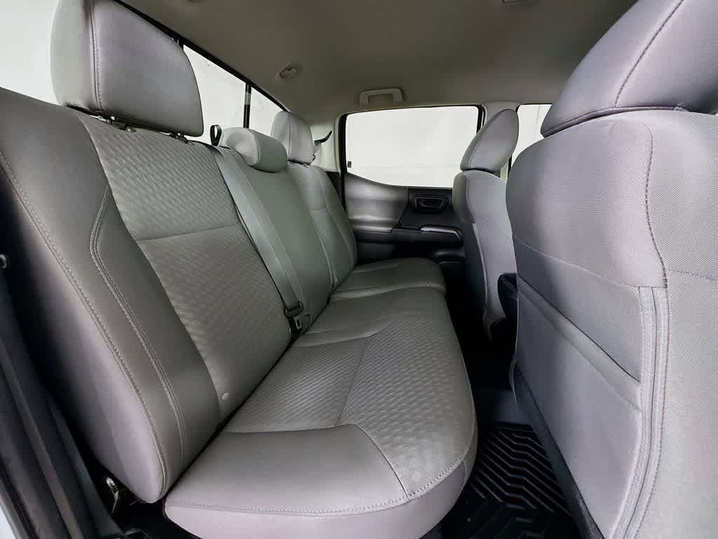 Thumbnail: 2022 Toyota Tacoma - 30