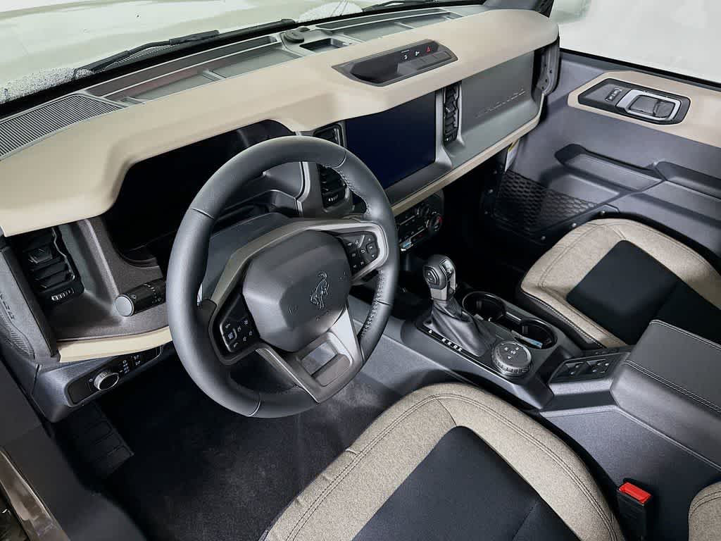 Thumbnail: 2025 Ford Bronco - 2