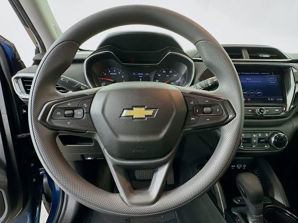Thumbnail: 2021 Chevrolet TrailBlazer - 15
