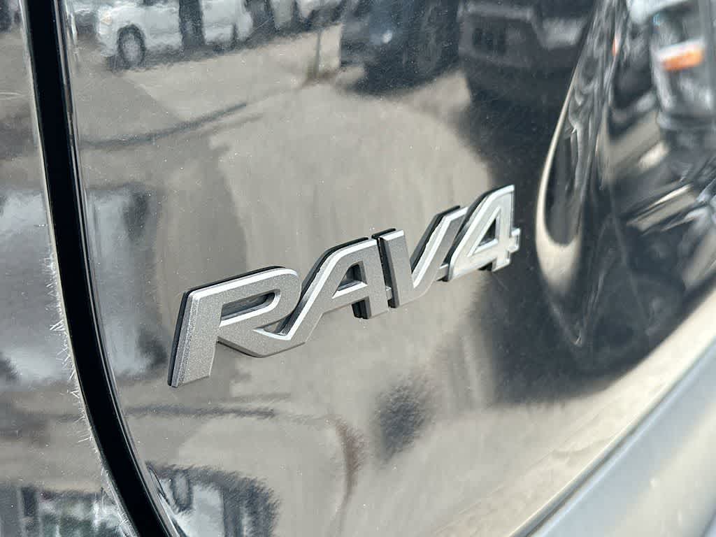 Thumbnail: 2023 Toyota RAV4 - 7